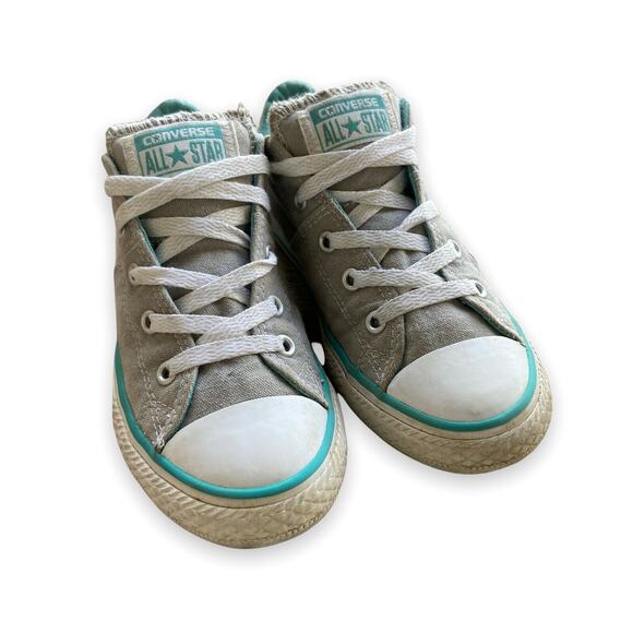 Converse Girls Low Tops Size 2 Chuck Taylor All Star Dolphin Aegean Aqua White - Picture 1 of 9